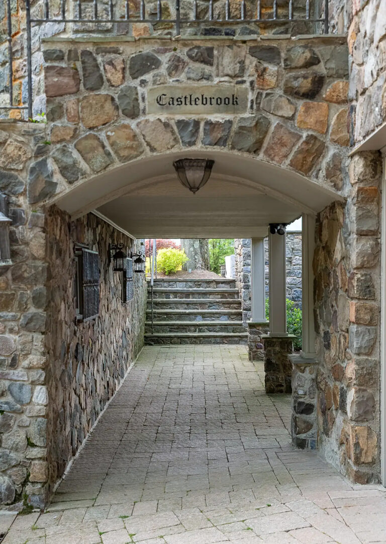 Covered entrance to the Castlebrook grounds.